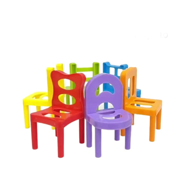 Jeu d’Équilibre – Chaises à Empiler en Couleurs (36 ou 48 pièces)